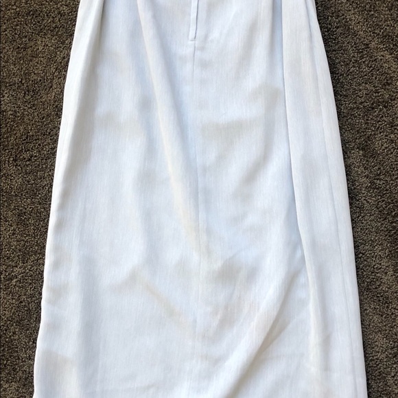 New light blue “Apostrophe” suit jacket and skirt - Picture 6 of 7